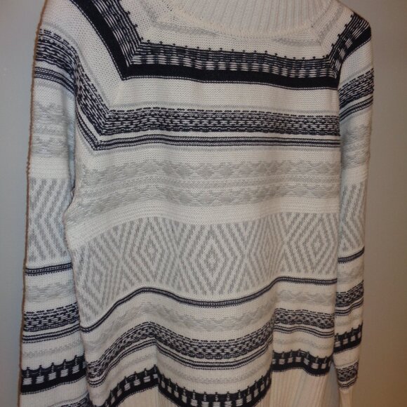 White CHAPS Mock Turtleneck Knit Sweater - Picture 9 of 10